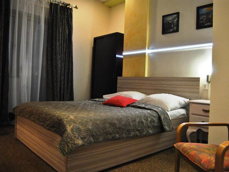 Hotel Italia Сараево Экстерьер фото