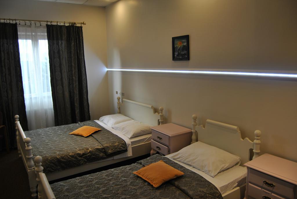 Hotel Italia Сараево Экстерьер фото